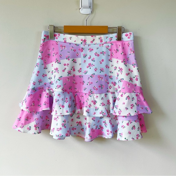 Doll’s Kill Sugar Thrillz Patchwork Rose Print Mini Skirt Size L - Picture 3 of 8